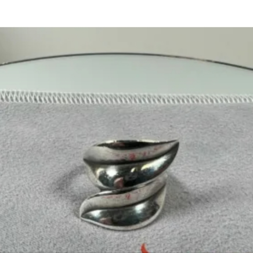 Retired James Avery Sterling Silver Double Leaf Wrap Ring size 7